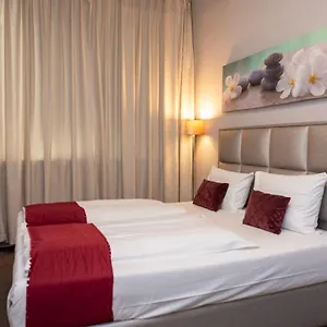 2* Отель Twinhof